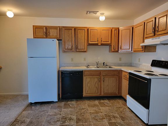 3rd image of 189 Tom Ave APT B