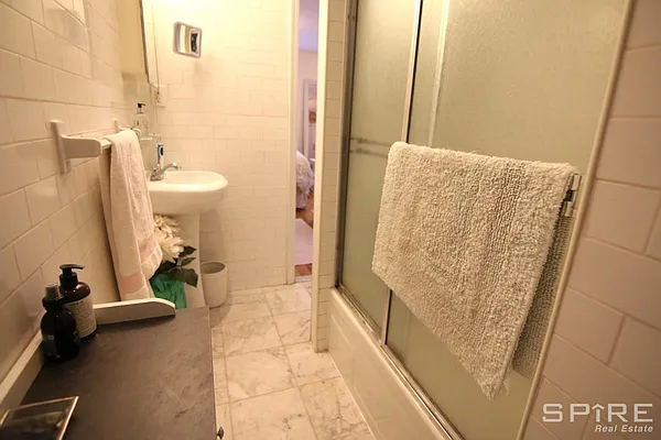 Rented by Spire Group | media 12