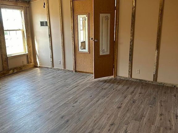 5th image of 9180 Charlie Birger Ln