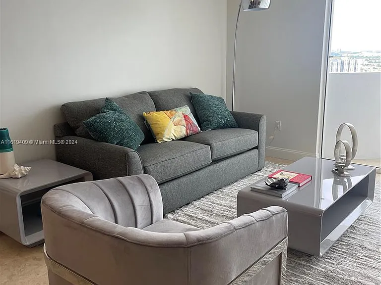 6365 Collins Ave #2610 — Photo 7