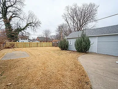 3 bed, 940 sqft, $1,395 — Photo 4