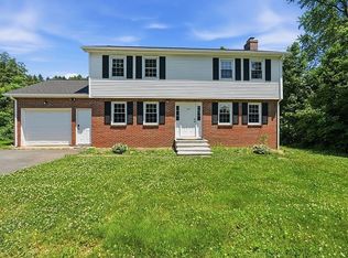1107 N Pleasant St, Amherst, MA 01002