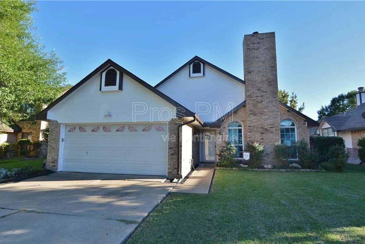 3 bed, 2.0 bath, 1432 sqft, $2,025 — Photo 2
