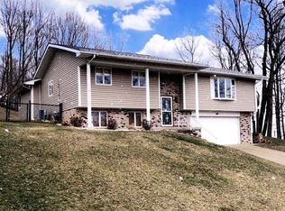 134 Westgate Dr, Wheeling, WV