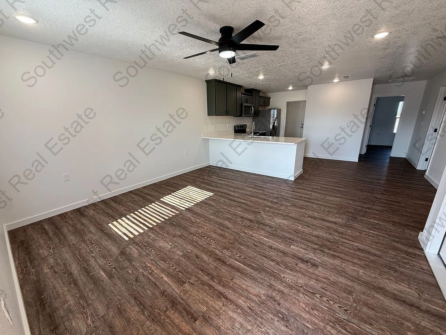 3517 Ethan — Photo 3
