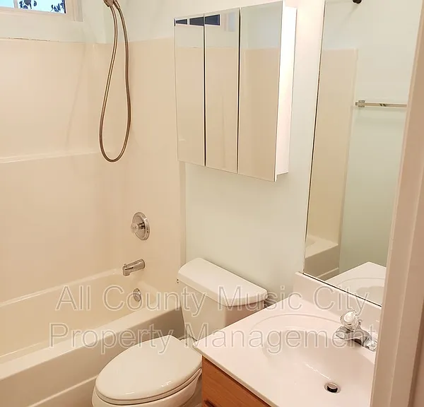 905 Weatherside Ct — Photo 14