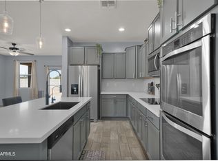 8641 N 61st Dr, Glendale, AZ 85302