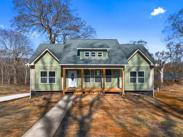 869 N Outer Dr, Morristown, TN 37814