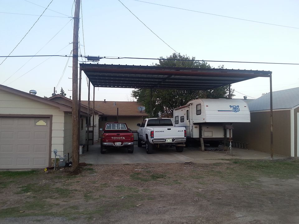 2nd image of 1213 Minnesota St