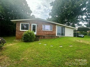 1453 19th St NE, Hickory, NC 28601