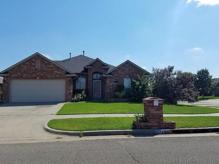 1st image of 544 SW 155th Ct
