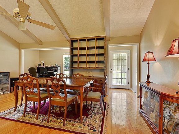 4th image of 10632 Durmast Dr