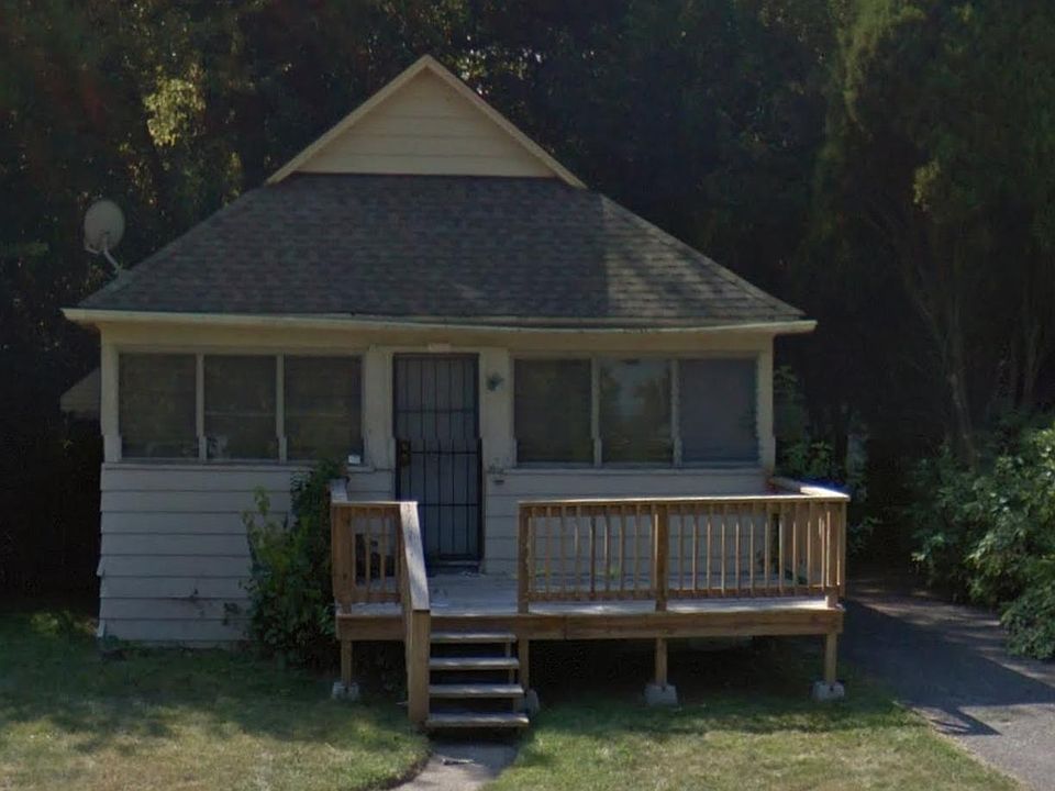 1st image of 4095 Hereford St