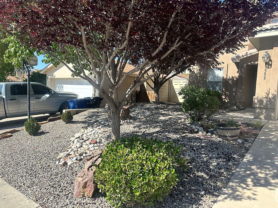 1st image of 10555 Vista Bella Pl NW