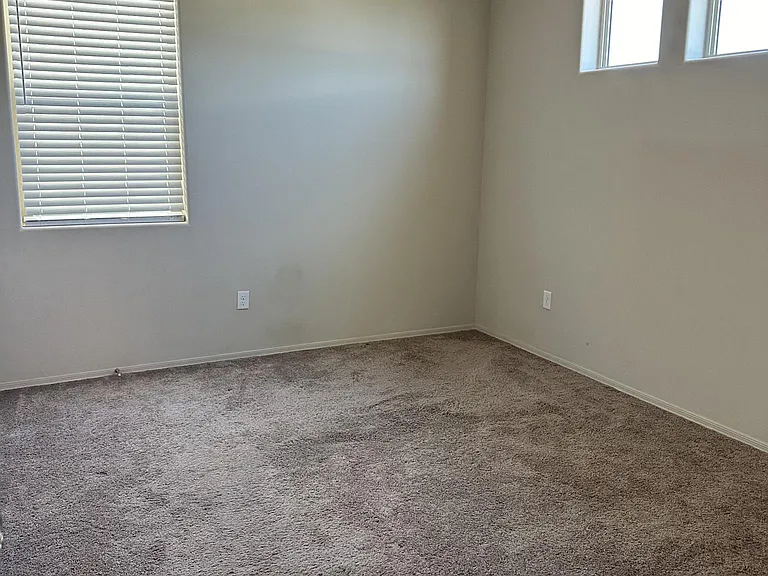4263 E Columbus Park Pl — Photo 17