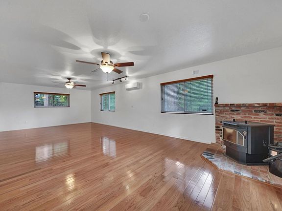 4th image of 17704 Antelope Ct
