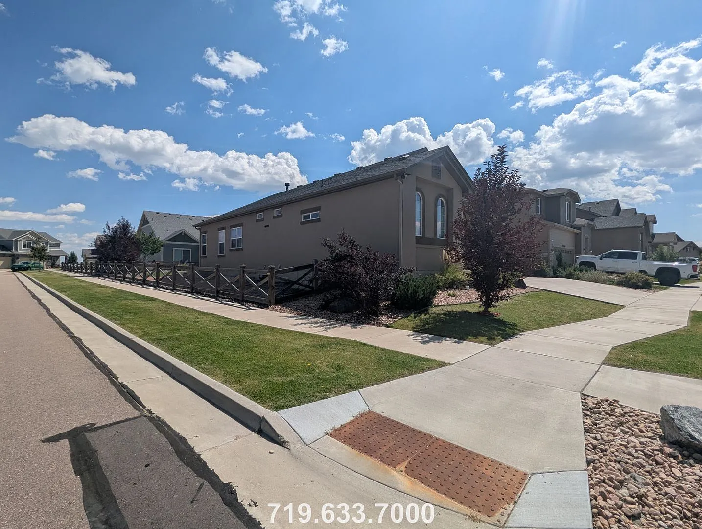 Gorgeous 4 Bedroom in Banning Lewis! — Photo 3