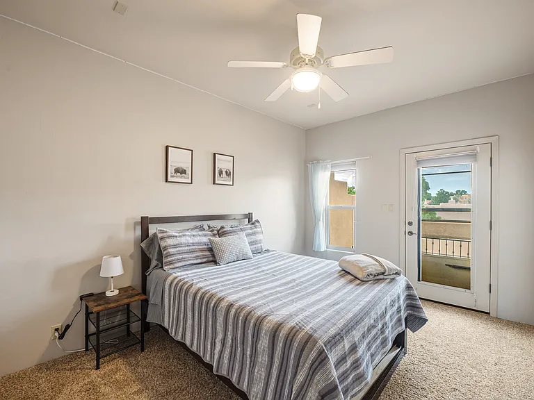 8860 Desert Fox Way NE — Photo 28