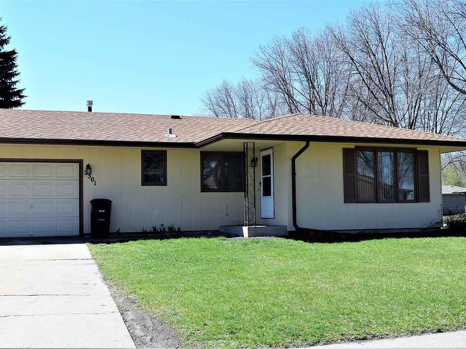 2301 15th Street South, Fargo