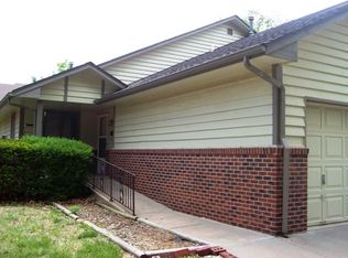 214 W 3rd St, Halstead, KS 67056