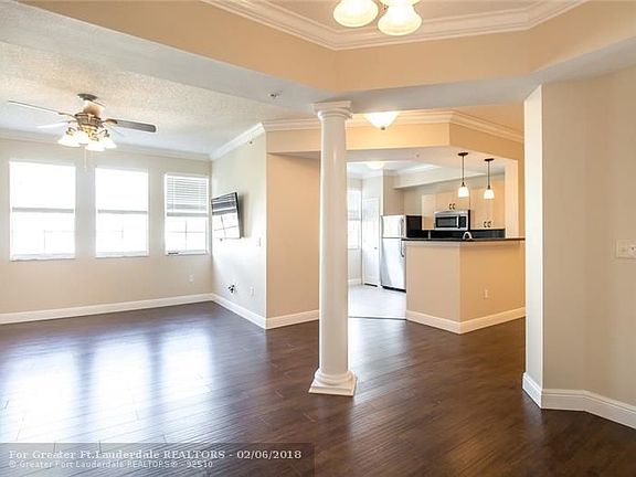 4th image of 533 NE 3rd Ave APT 534