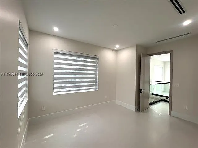 7850 SW 67th Ave — Photo 42