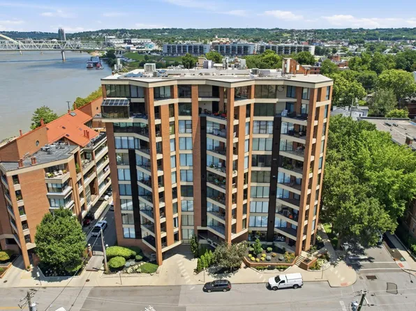 100 Riverside Pl Unit 303, Covington, KY 41011