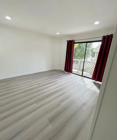 7893 Cerritos Ave — Photo 79