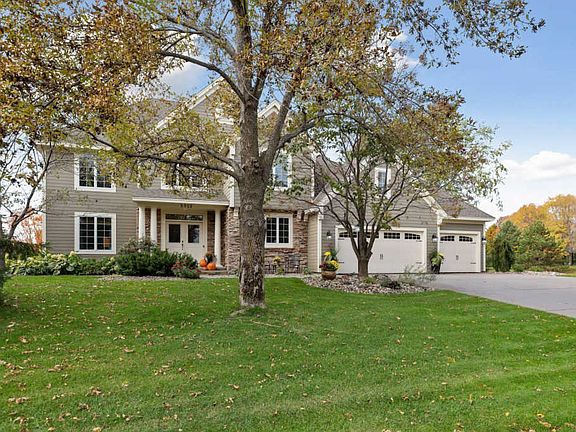 3rd image of 3512 Crestmoor Dr
