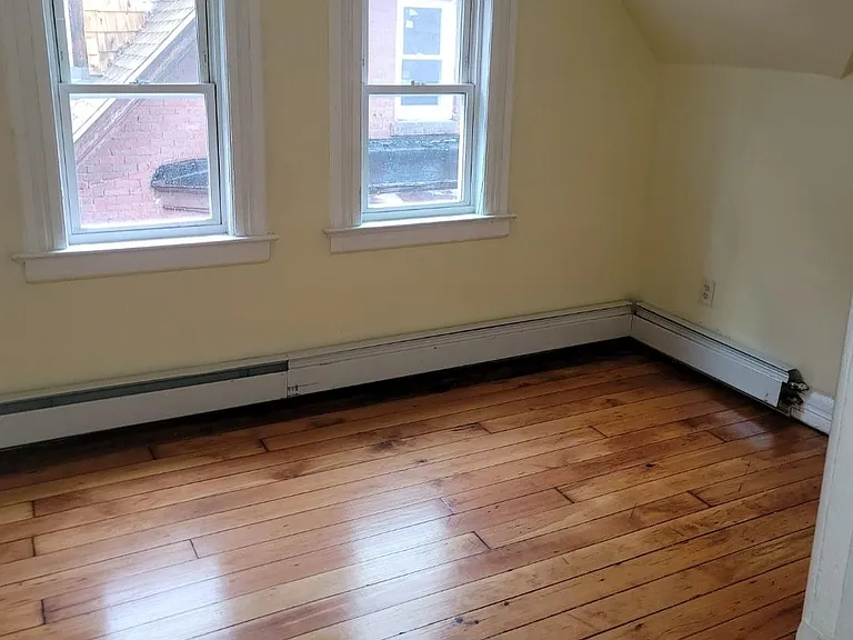 71 Madison St #3 — Photo 3