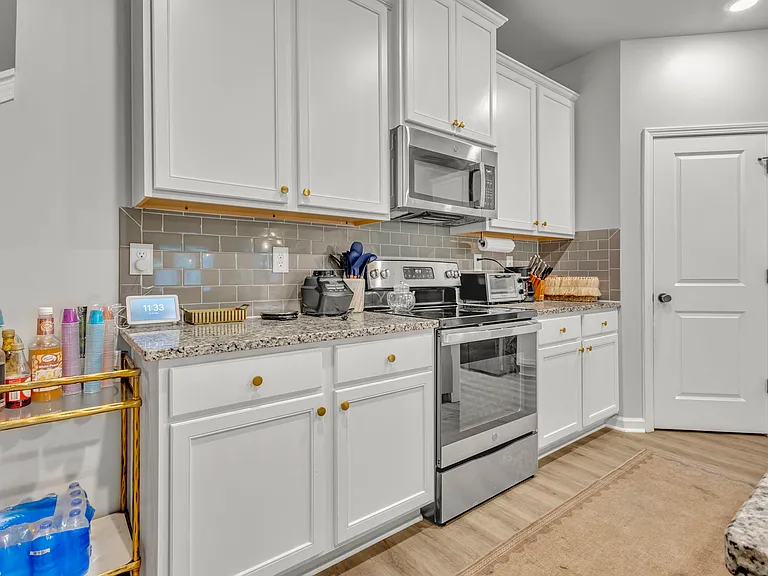 3409 Endurance Ct — Photo 12