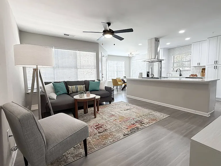 Legacy Arboretum Apartments — Photo 33