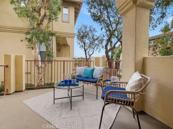 343 W Summerfield Cir, Anaheim, CA 92802