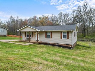 347 Bobo Rd, Wellford, SC 29385
