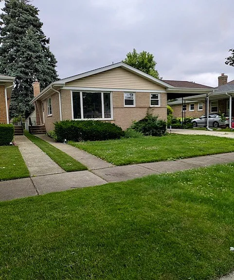 5832 Reba St — Photo 1