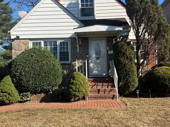 65-35 174th Street, Fresh Meadows, NY 11365