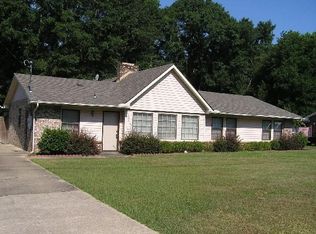 109 Shawnee Dr, Wetumpka, AL 36092
