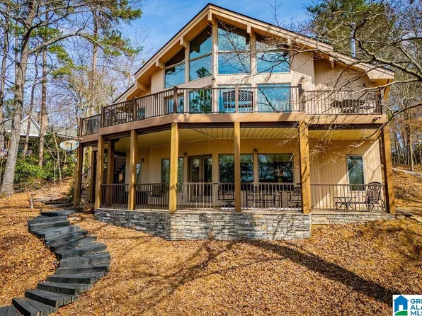 33 Red Bird Ln, Wedowee, AL 36278