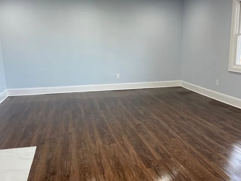 146 N Central Ave #2 — Photo 3