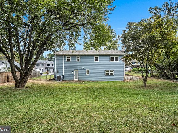 5th image of 124 Holly Dr