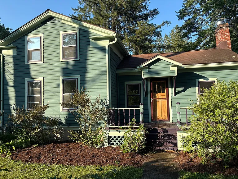 4 Mill St — Photo 2
