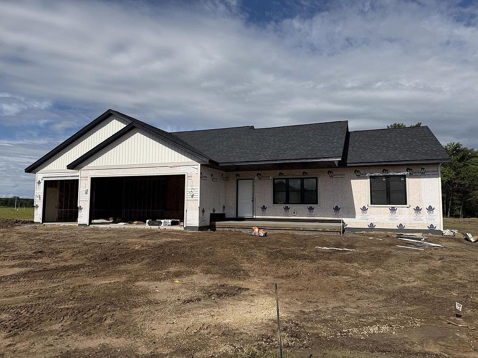 1st image of 1140 American DRIVE