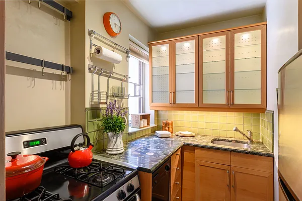 Sold by Compass | media 15