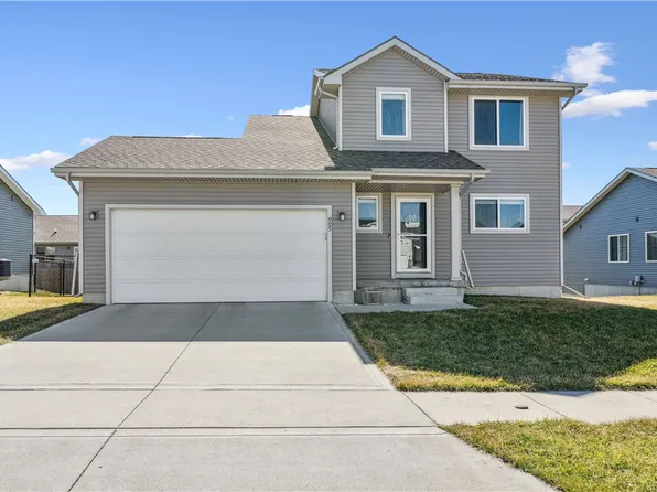 905 36th St SW, Bondurant, IA 50035