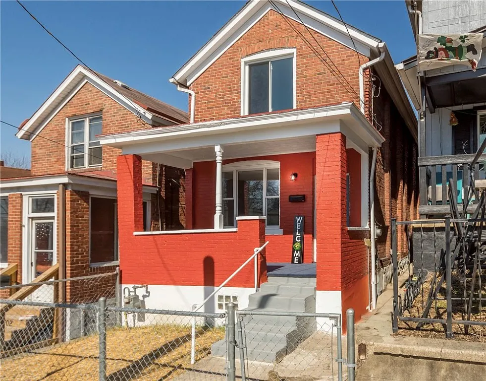100 Highland Ave photo 1