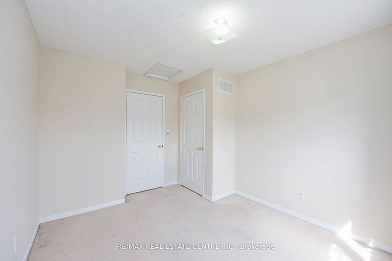 Mississauga House for rent - 3 Bedrooms — photo 23