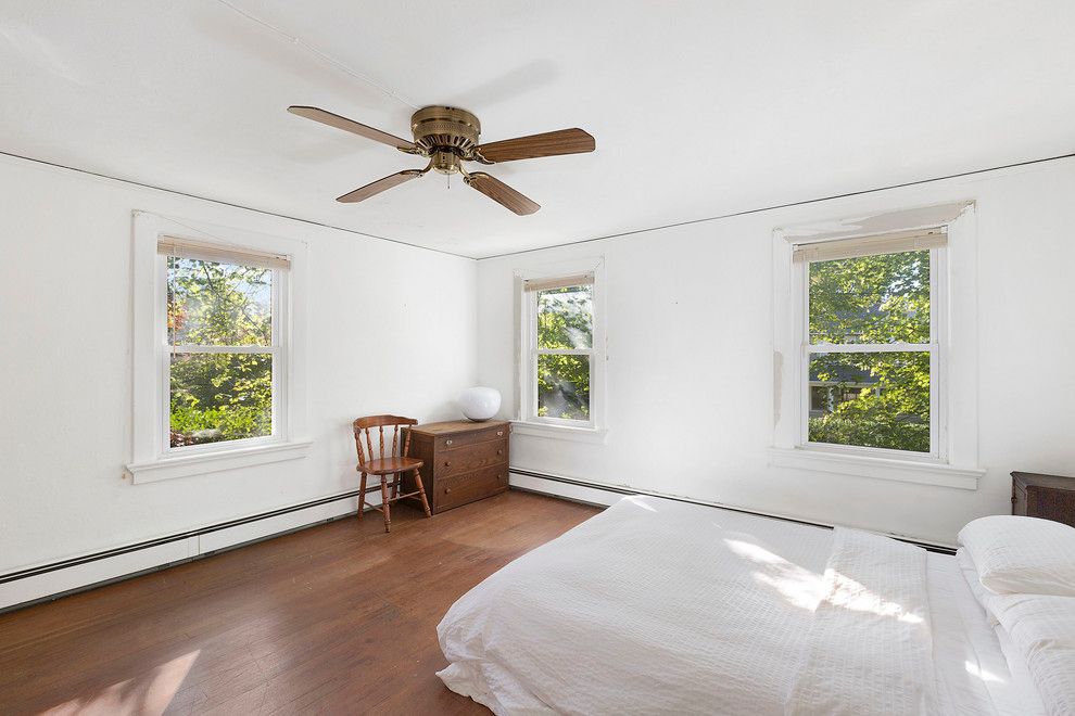 16 Gould St in East Hampton Out East