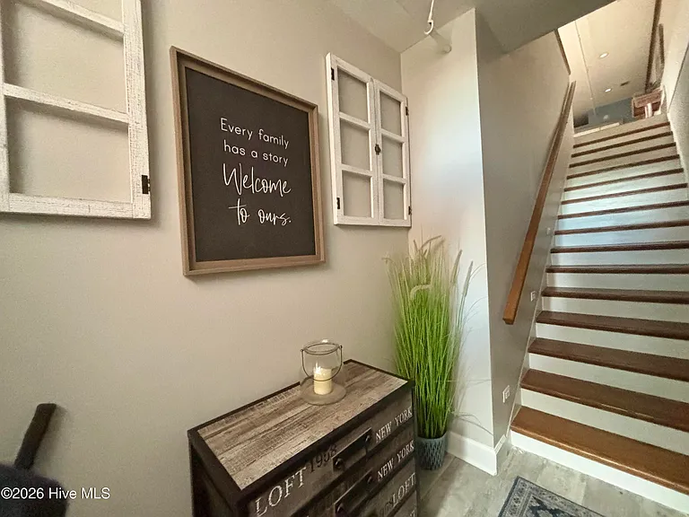 1118 Broad St #B — Photo 14