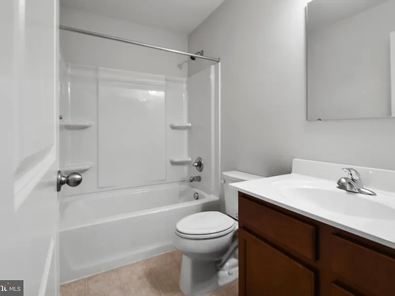 2041 Crepe Myrtle Ln — Photo 5