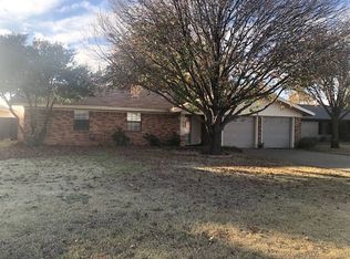 1604 Parker Dr, Vernon, TX 76384